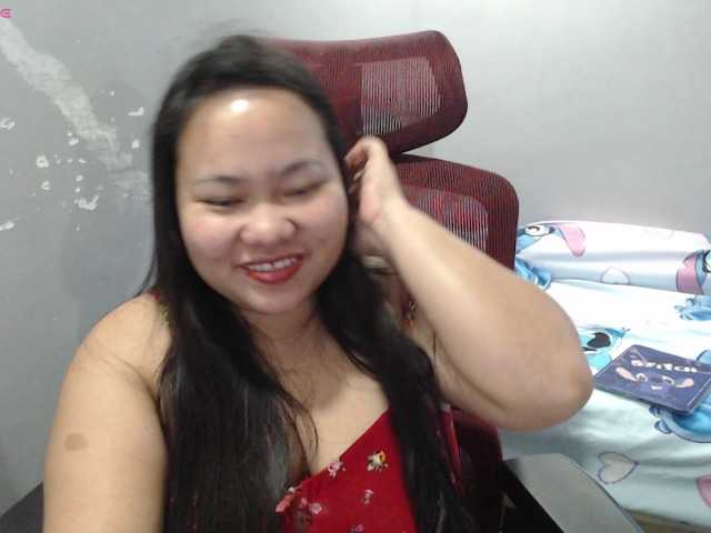 BubbleButtPinay live webcam show