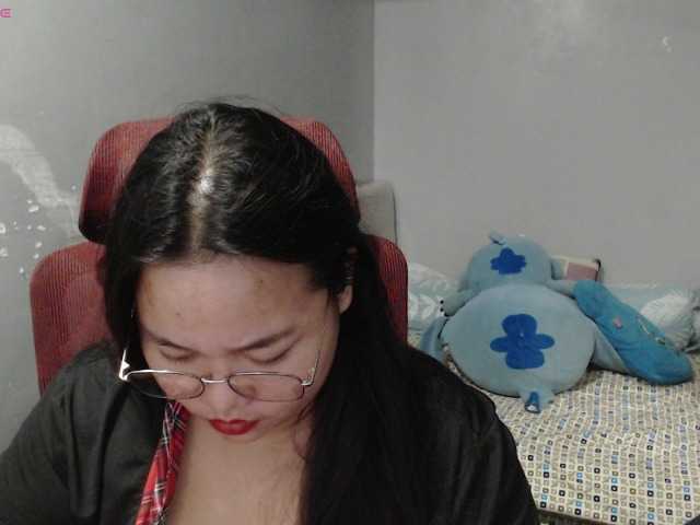 BubbleButtPinay live cam on BongaCams