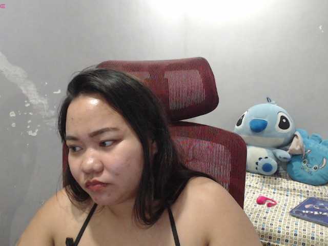 BubbleButtPinay live webcam show