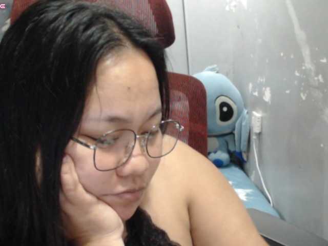 BubbleButtPinay live cam on BongaCams