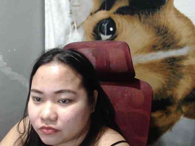BubbleButtPinay webcam