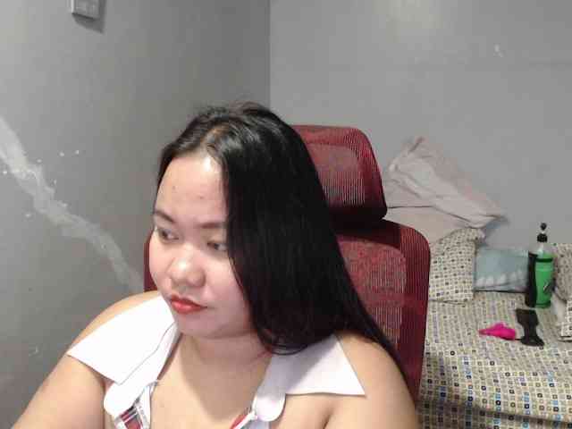 BubbleButtPinay webcam