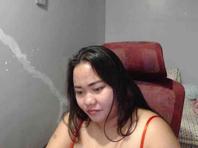 BubbleButtPinay webcam