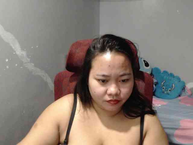 BubbleButtPinay webcam