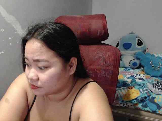 BubbleButtPinay webcam