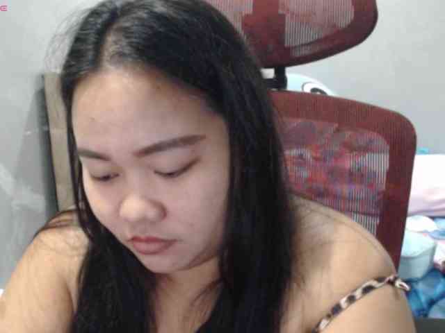 bubblebuttpinay's live room