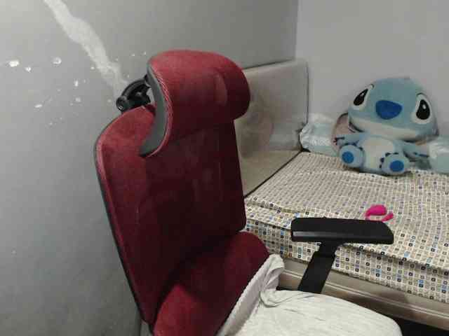 BubbleButtPinay webcam