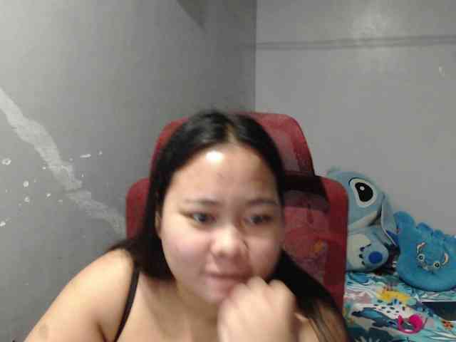 BubbleButtPinay webcam