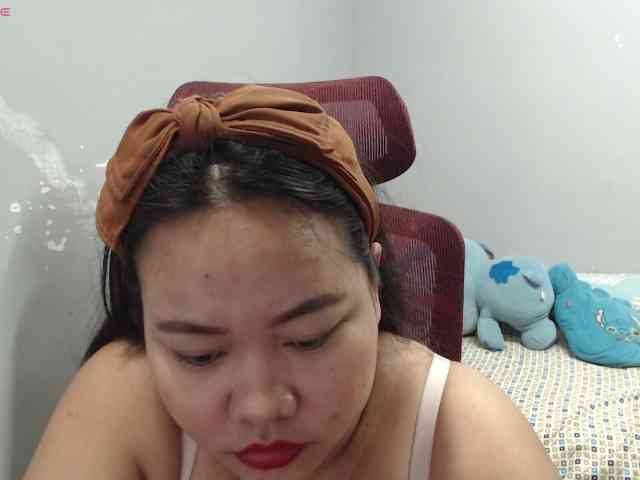 BubbleButtPinay webcam