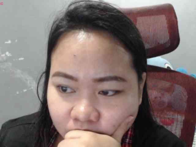 BubbleButtPinay webcam
