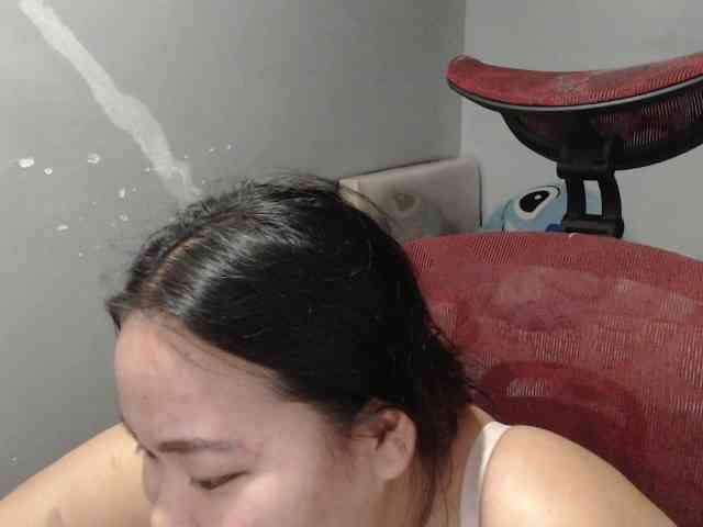 BubbleButtPinay webcam