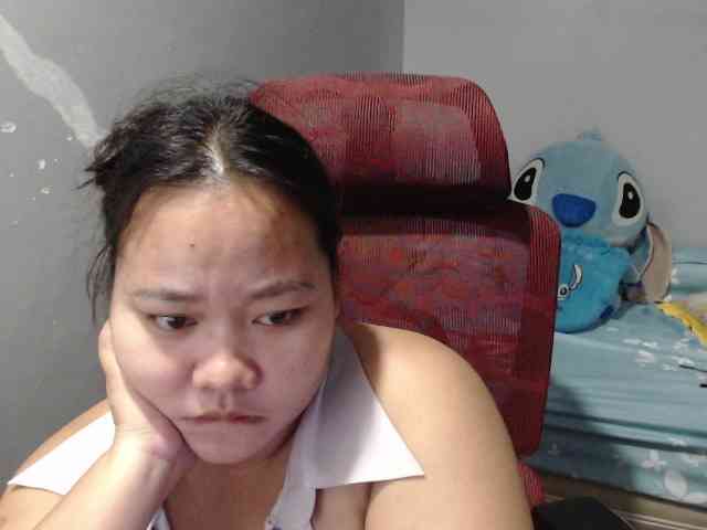 BubbleButtPinay webcam