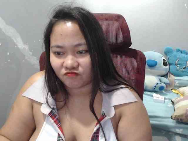 BubbleButtPinay webcam