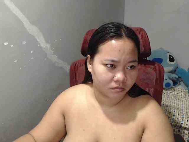 BubbleButtPinay webcam