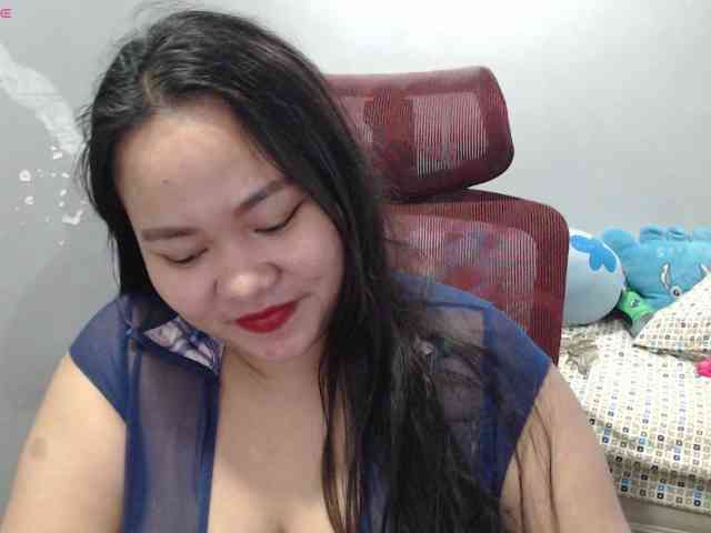 BubbleButtPinay webcam