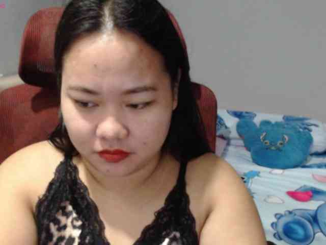 BubbleButtPinay webcam