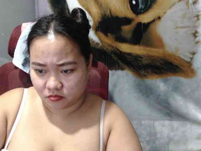 BubbleButtPinay webcam
