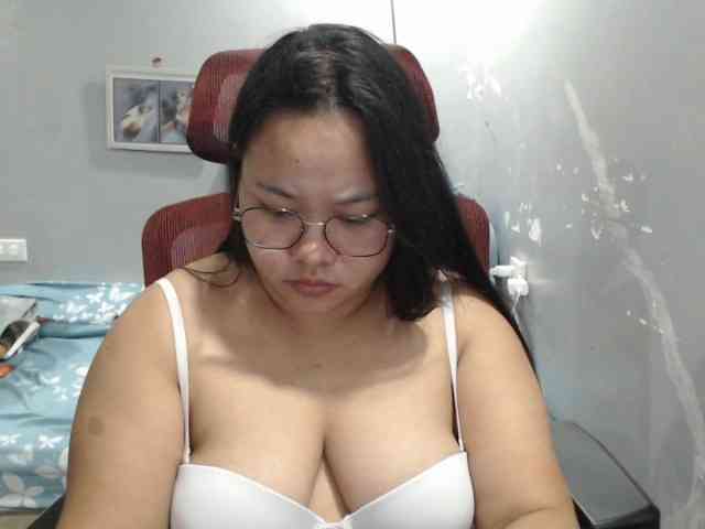 BubbleButtPinay