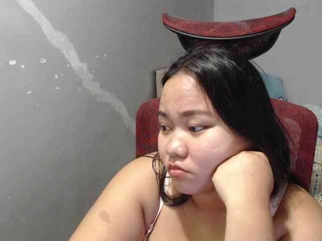 BubbleButtPinay webcam