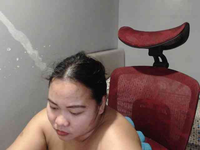 BubbleButtPinay webcam