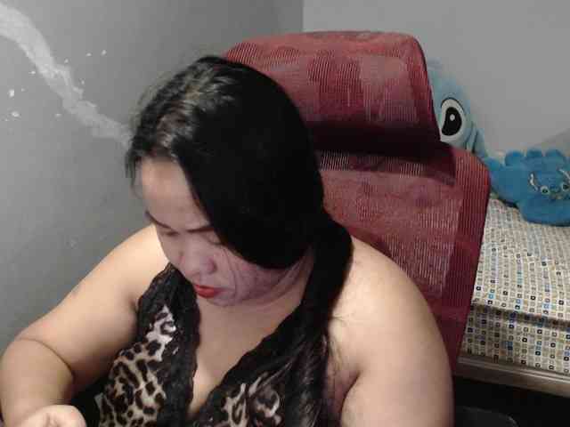 BubbleButtPinay webcam