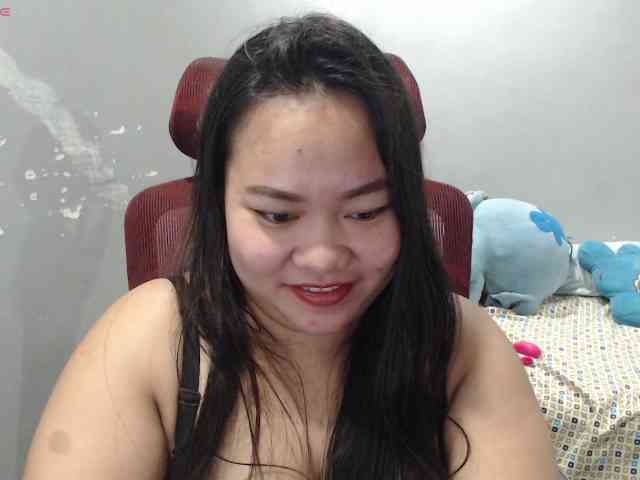 BubbleButtPinay webcam