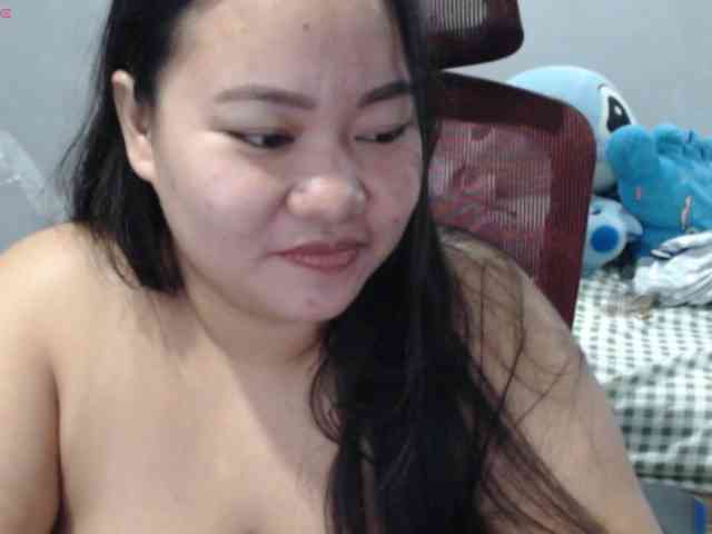 BubbleButtPinay webcam