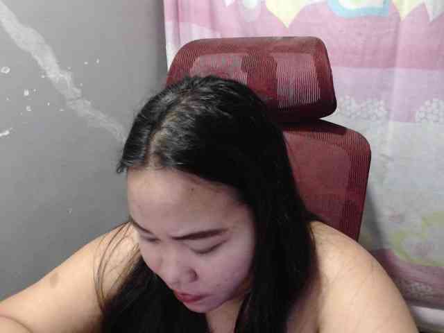 BubbleButtPinay webcam