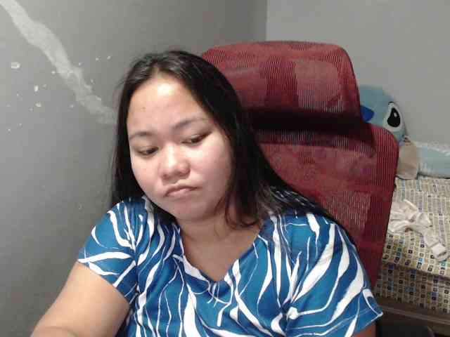 BubbleButtPinay webcam