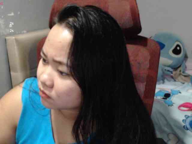 BubbleButtPinay webcam