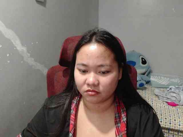 BubbleButtPinay webcam