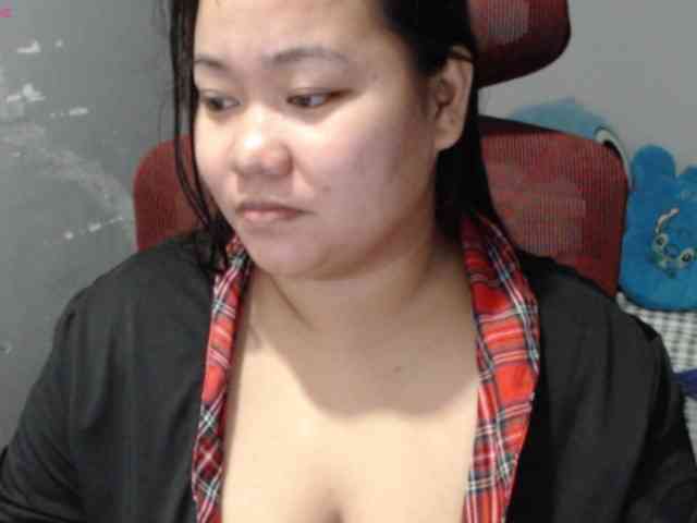 BubbleButtPinay webcam