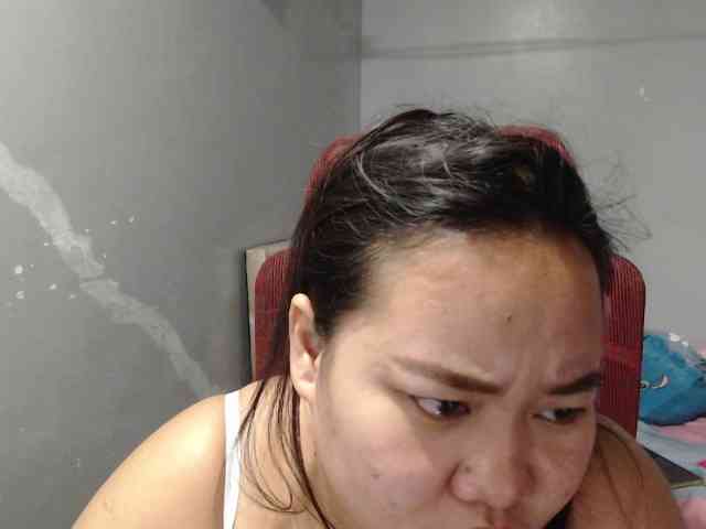 BubbleButtPinay webcam