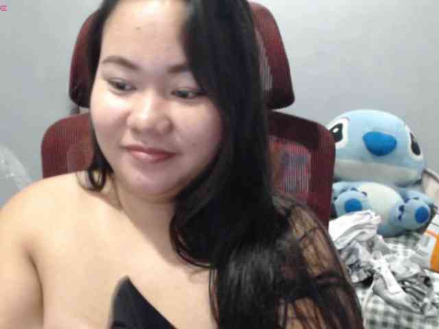 BubbleButtPinay webcam