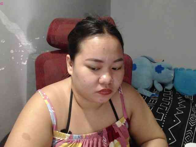 BubbleButtPinay webcam
