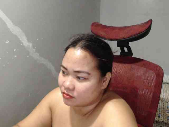 BubbleButtPinay webcam