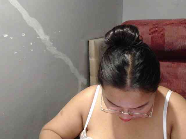 BubbleButtPinay webcam