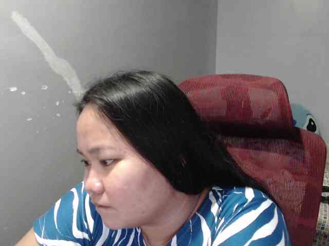 BubbleButtPinay webcam