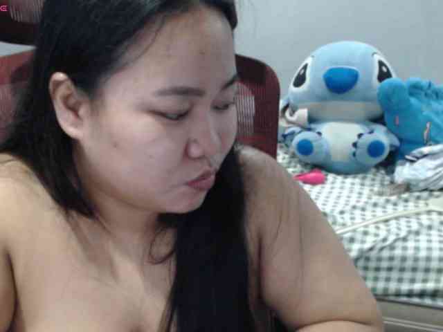 BubbleButtPinay webcam