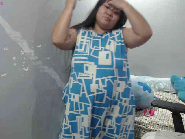 BubbleButtPinay webcam