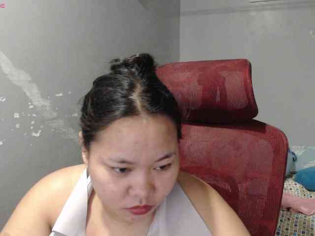 BubbleButtPinay webcam