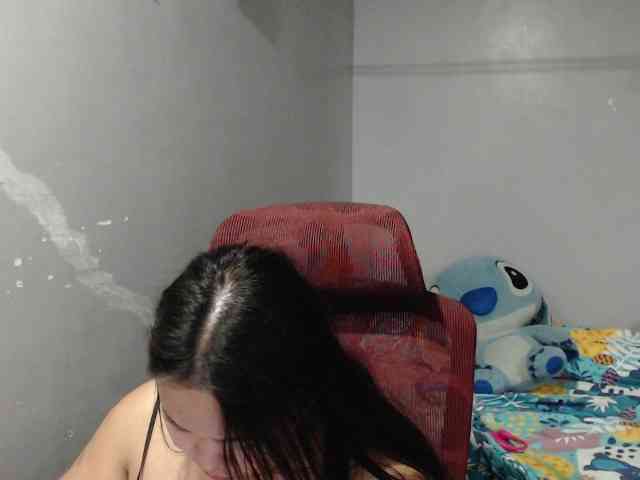 BubbleButtPinay webcam
