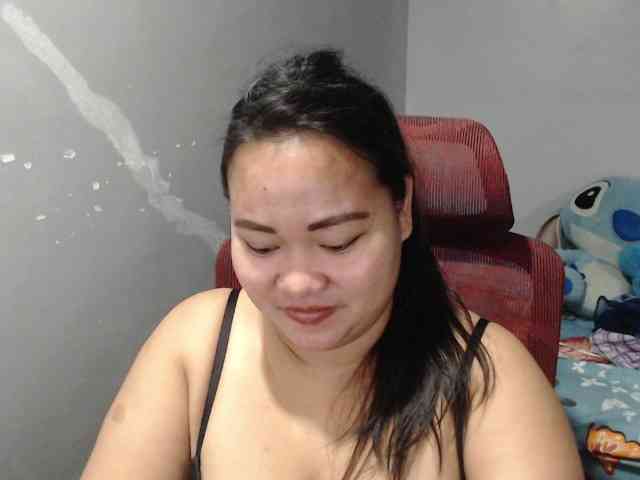 BubbleButtPinay webcam