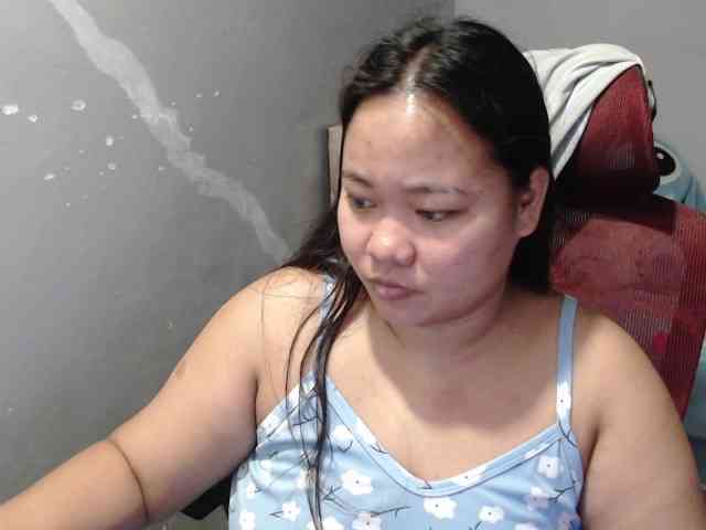 BubbleButtPinay webcam