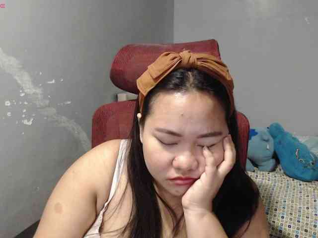 BubbleButtPinay webcam
