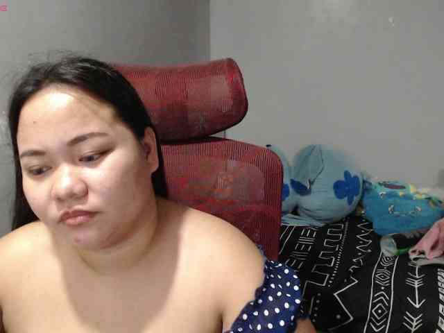 BubbleButtPinay webcam