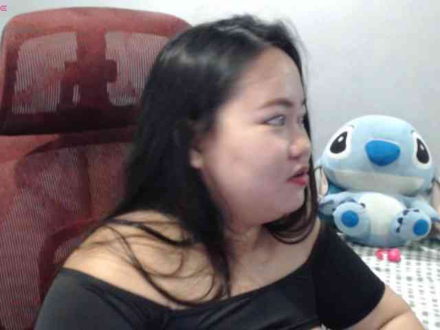 BubbleButtPinay webcam