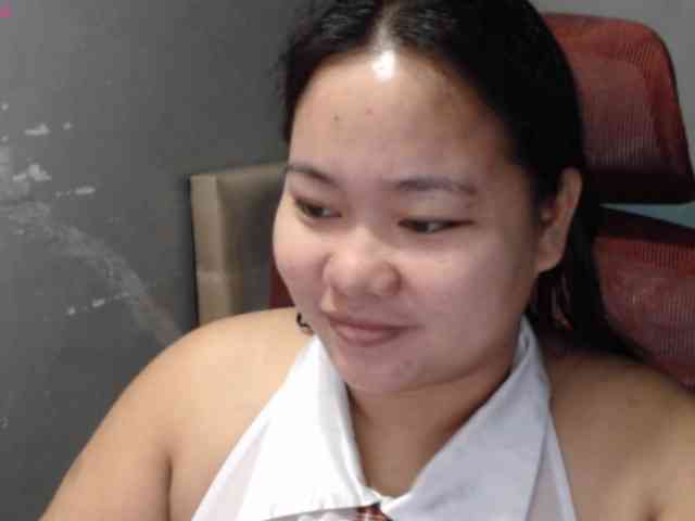 BubbleButtPinay webcam