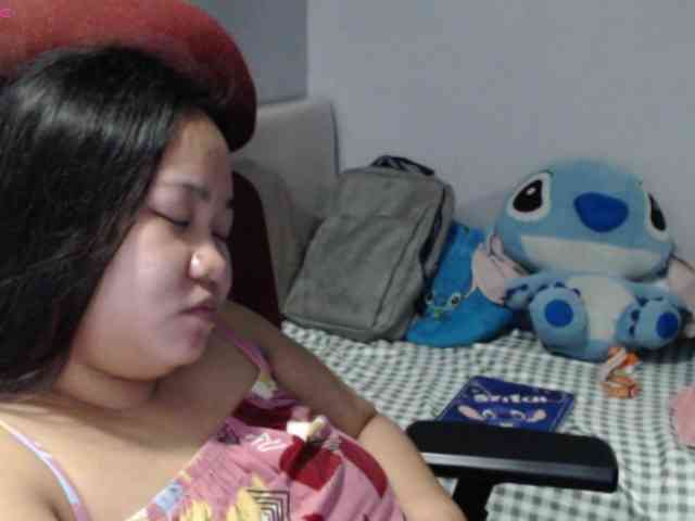 BubbleButtPinay webcam