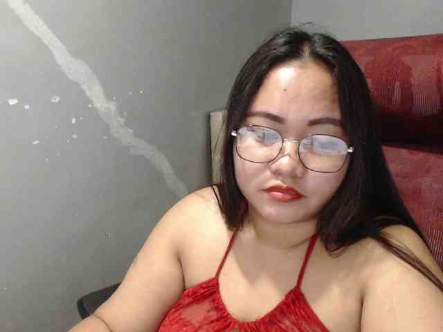 BubbleButtPinay webcam